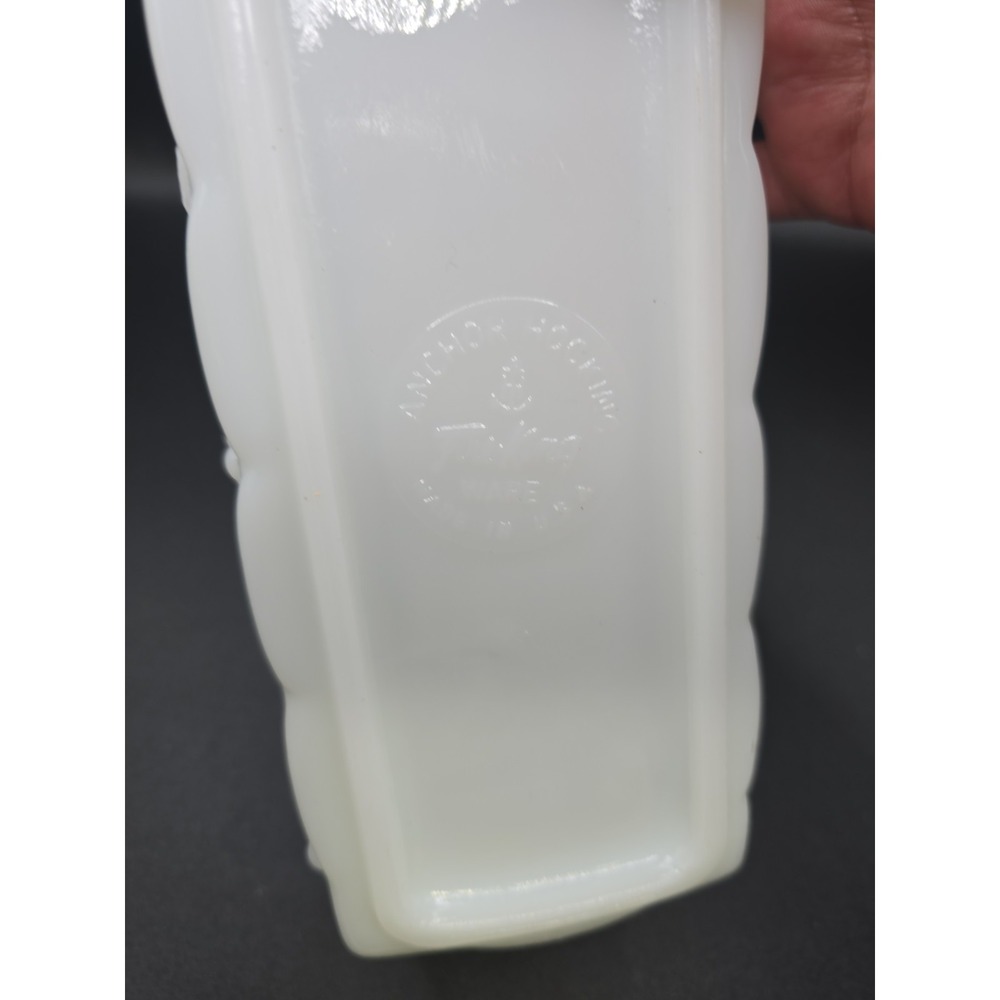 White Milk Glass Grape Pattern Rectangular Planter - Picture 5 of 8